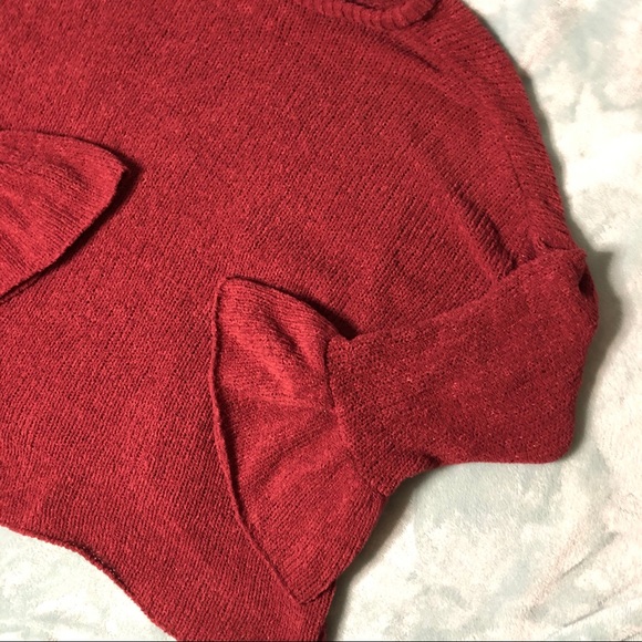 Knox Rose bell sleeve top - Picture 2 of 5